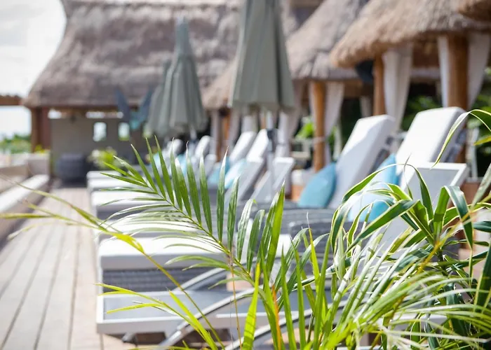 Naay Curamoria Collection Hotel 4*