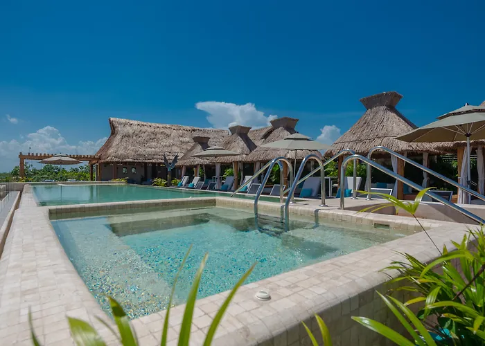 Naay Curamoria Collection Tulum