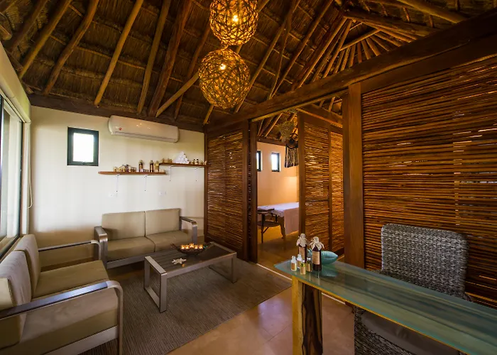 Naay Curamoria Collection 4* Tulum
