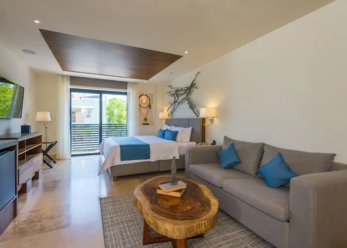 Hotel Naay Curamoria Collection